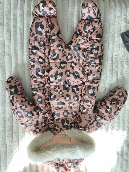 Продам детский комбинезон