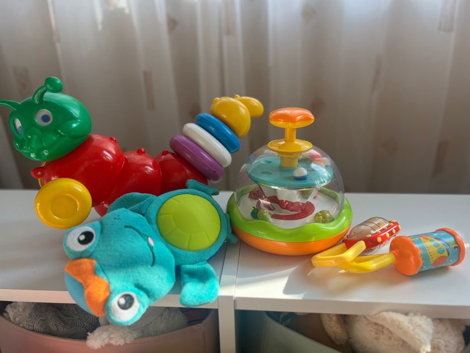 Играчки за малки