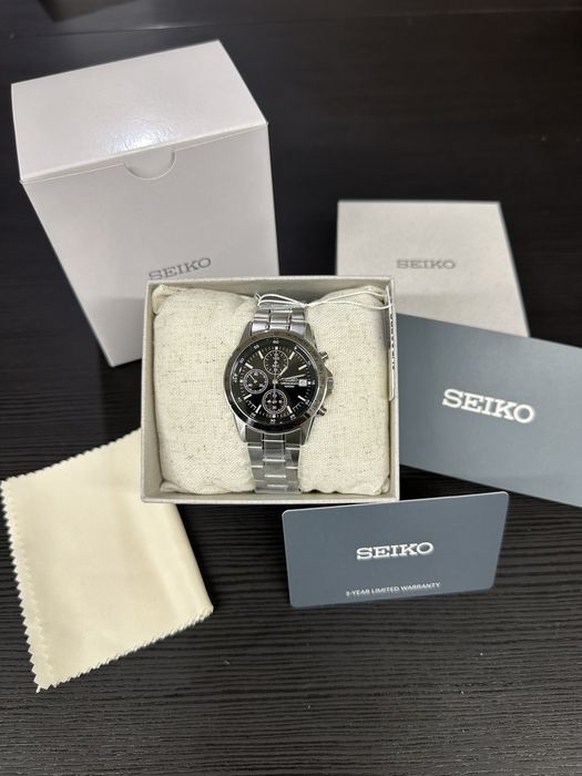 Часовник Seiko Chronograph Чисто нов