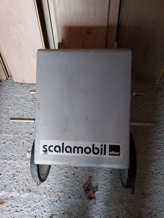 Scara mobila pentru oameni cu dizabilități