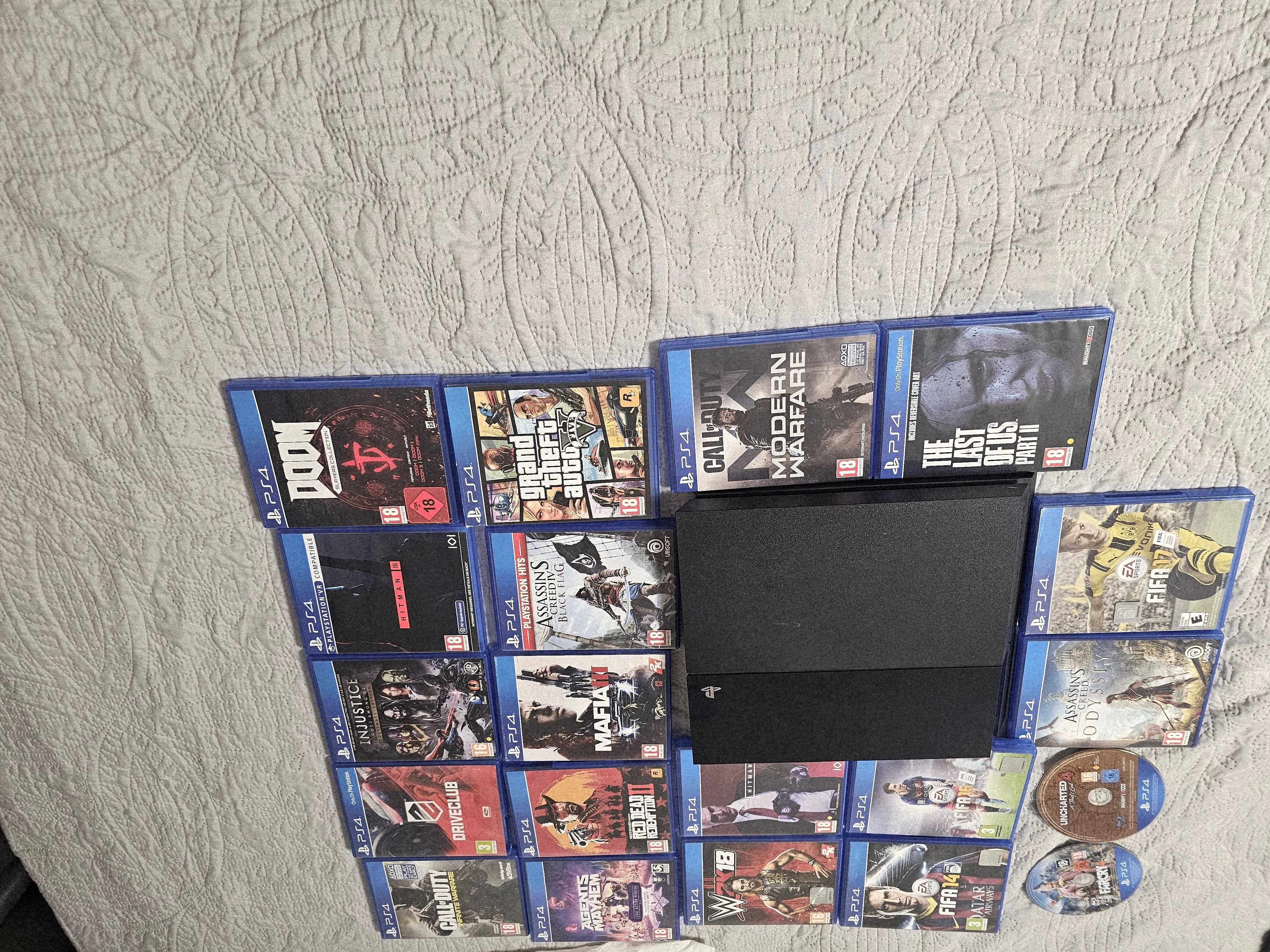 Продавам PS4,в добро състояние е