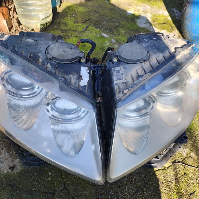 Ксенонови фарове за тоуарег