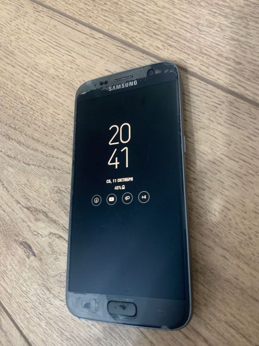 Samsung S 7  Оригинал 32гб Выгорание абсолютно нет Отлично работает