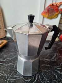 Expresor cafea de folosit pe aragaz