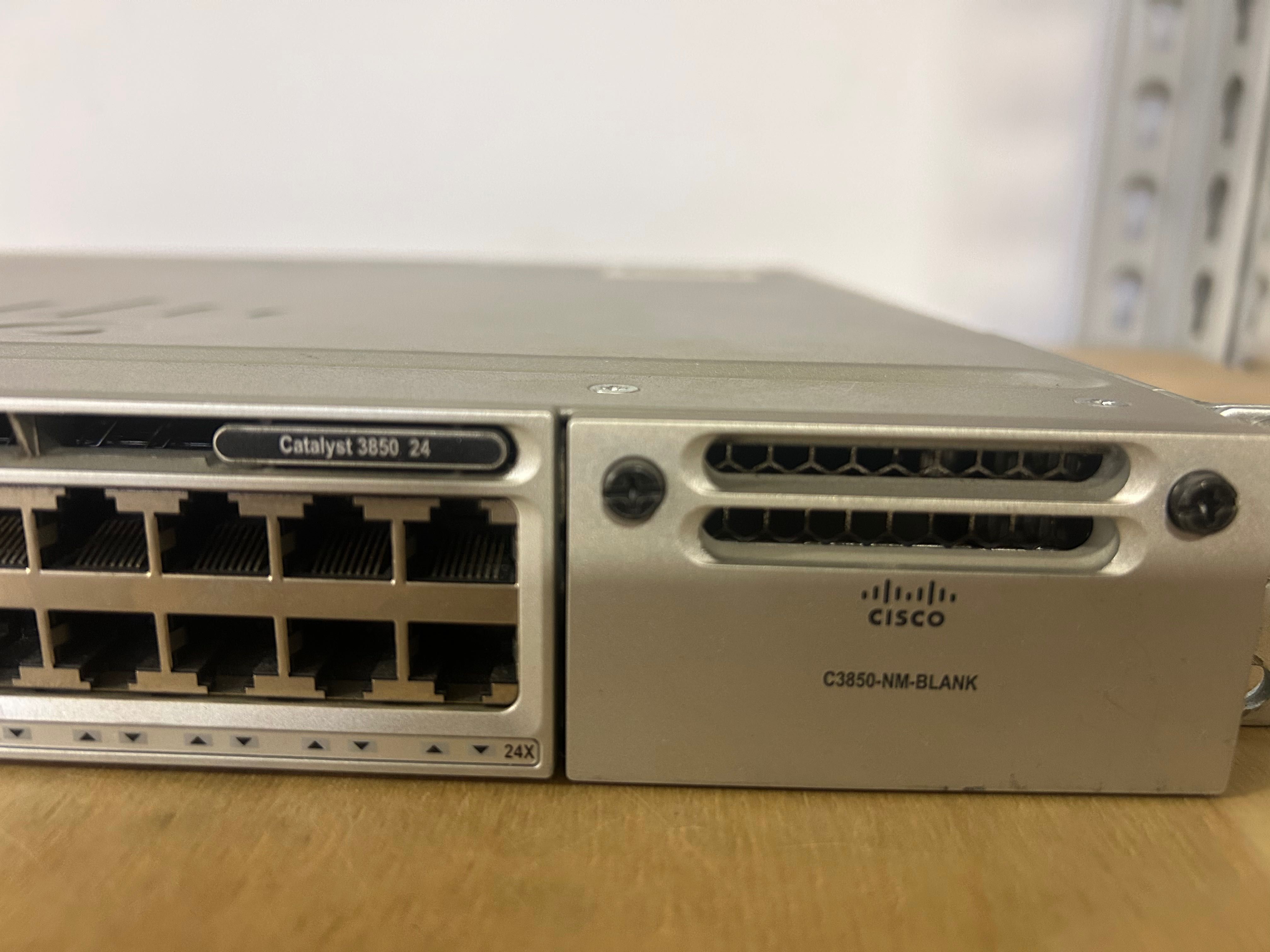 Коммутатор Cisco Catalyst WS-C3850-24T-L