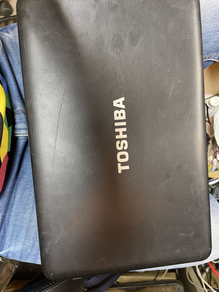 Toshiba c850 i3 4 ram