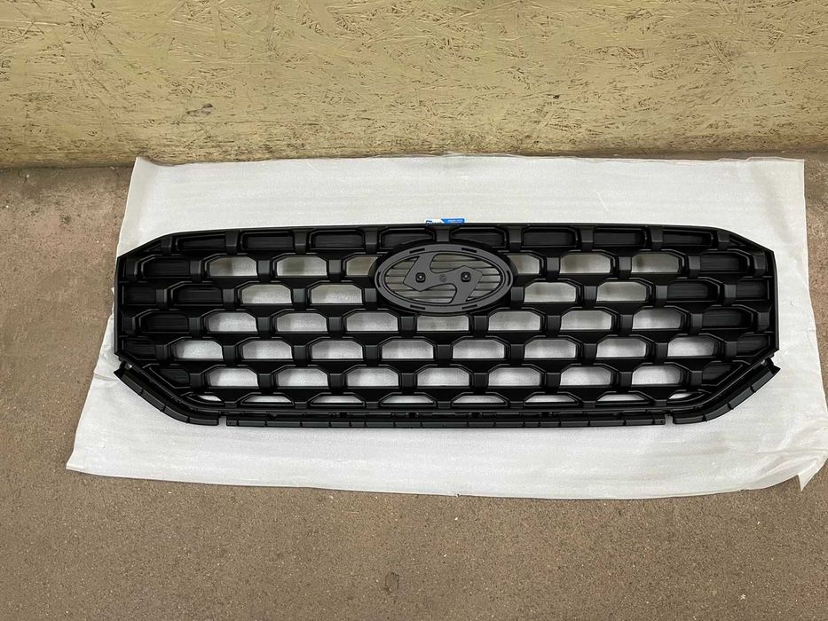 Решетка радиатора Хюндай Хендай Санта Фе 2020- / Hyundai Santa Fe 2023