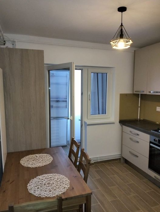 Apartament 2 camere,decomandat