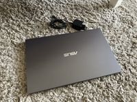 Laptop Asus ca nou 15.6 LED , 256 Gb SSD M2 , 4 Gb ram !