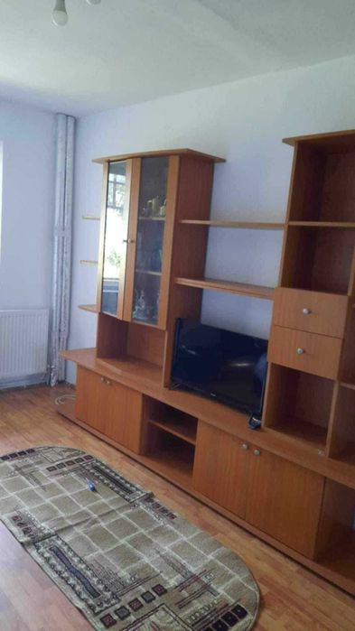 Inchiriez garsoniera in regim hotelier.