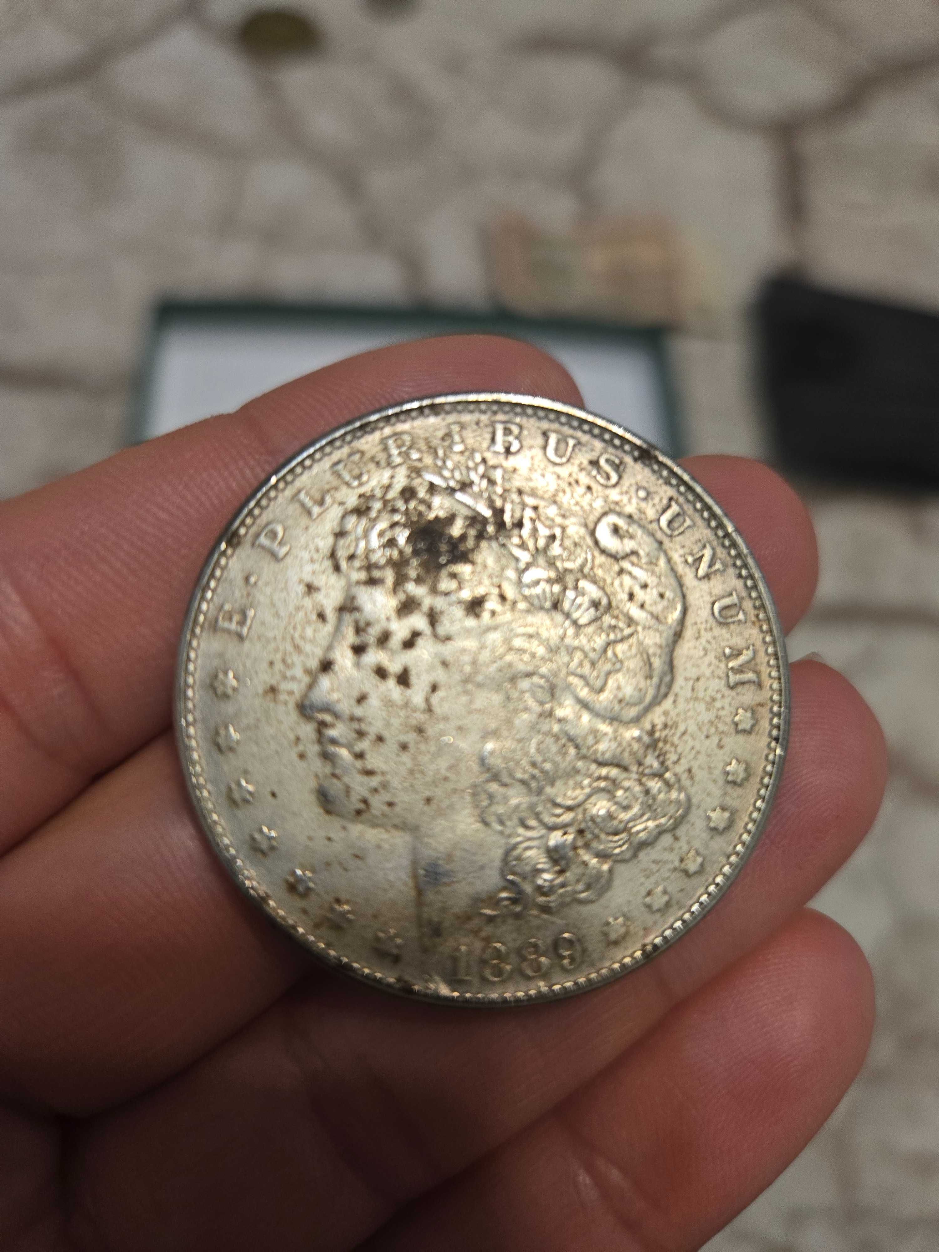 Продавам  старинни монети