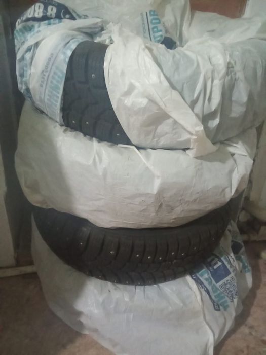 Продам зимние шины Tigar 185/65/r 14