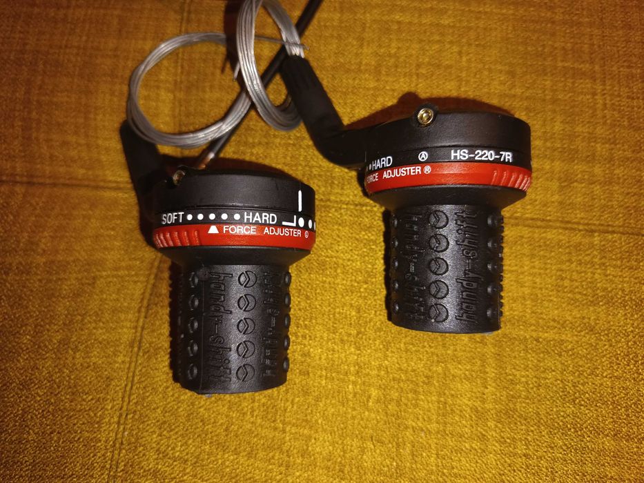 Manete Schimbator bicicleta 7 viteze NOS( New old stock )