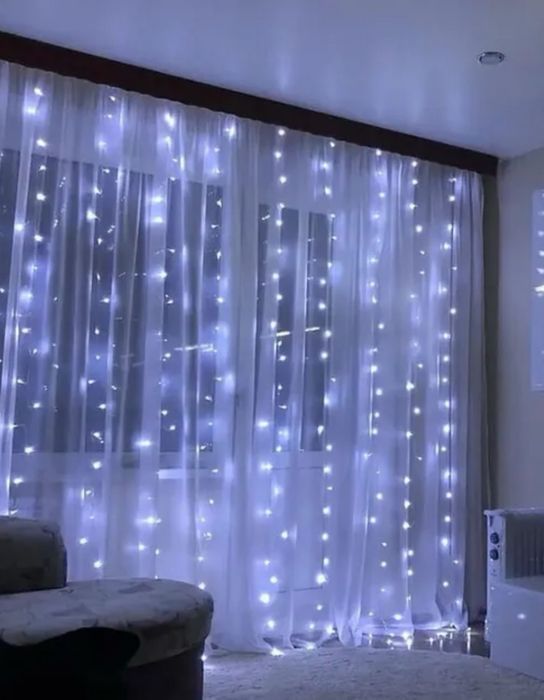 Гирлянды  с крючками для штор