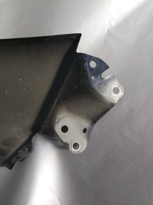 Калник мазда 3 2014/2019г Mazda 3