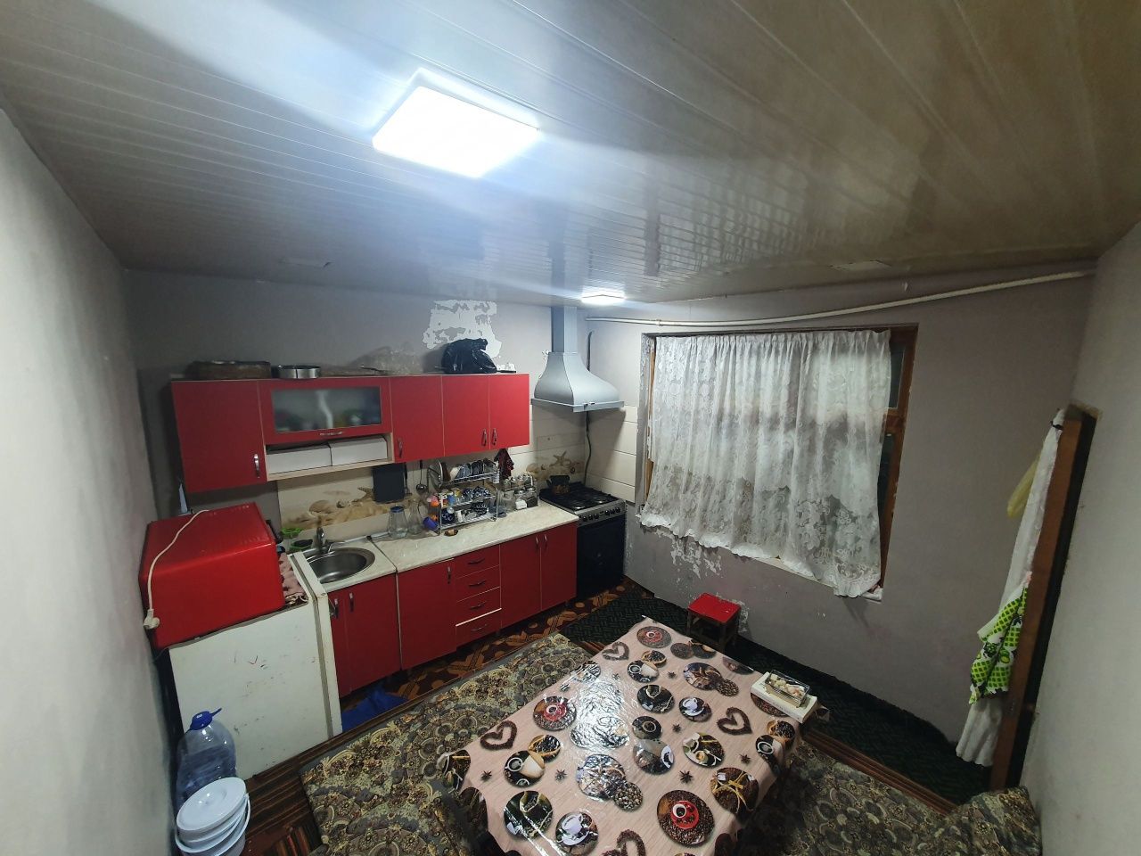 Hovli sotladi guncha obnazir mahalasda