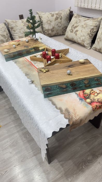 Дъски със епоксидна смола едната е сефора другата орех