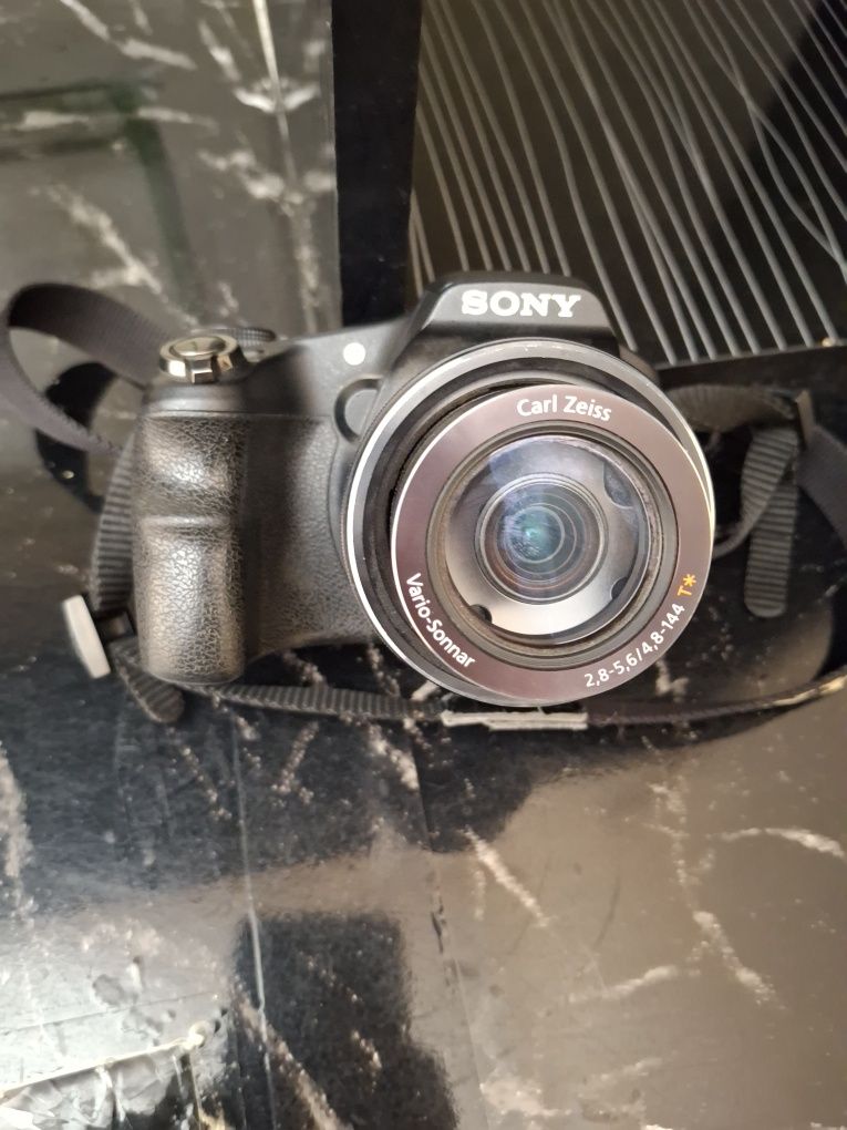 Fotoapparat sotiladi!
