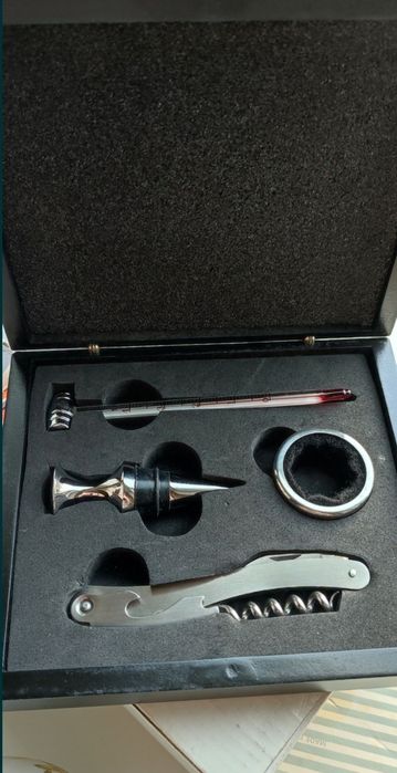 Продам набор для вина