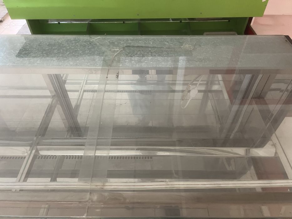 Холодилник витрина