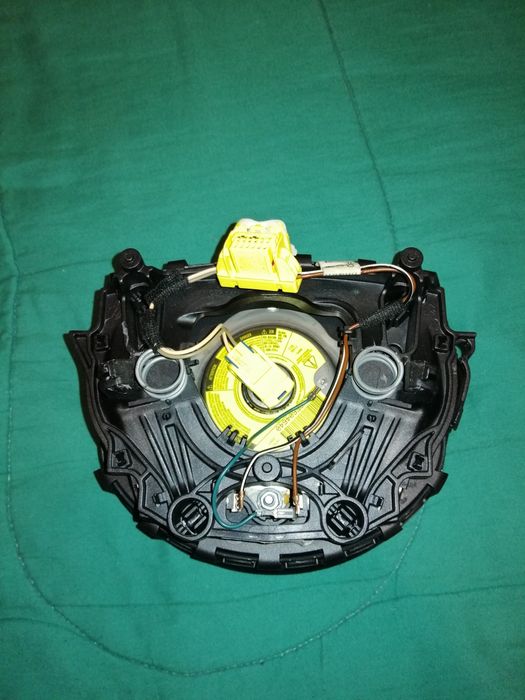 Airbag volan patru spite vw passat B6, golf 5