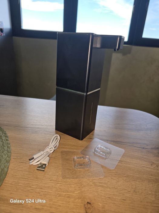 Дозатори автоматични за сапун с пяна