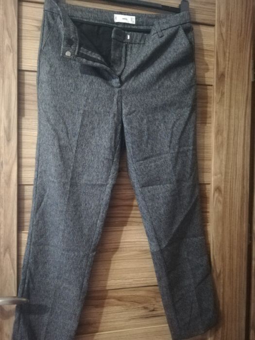 Pantaloni office 30 RON fiecare stare bună