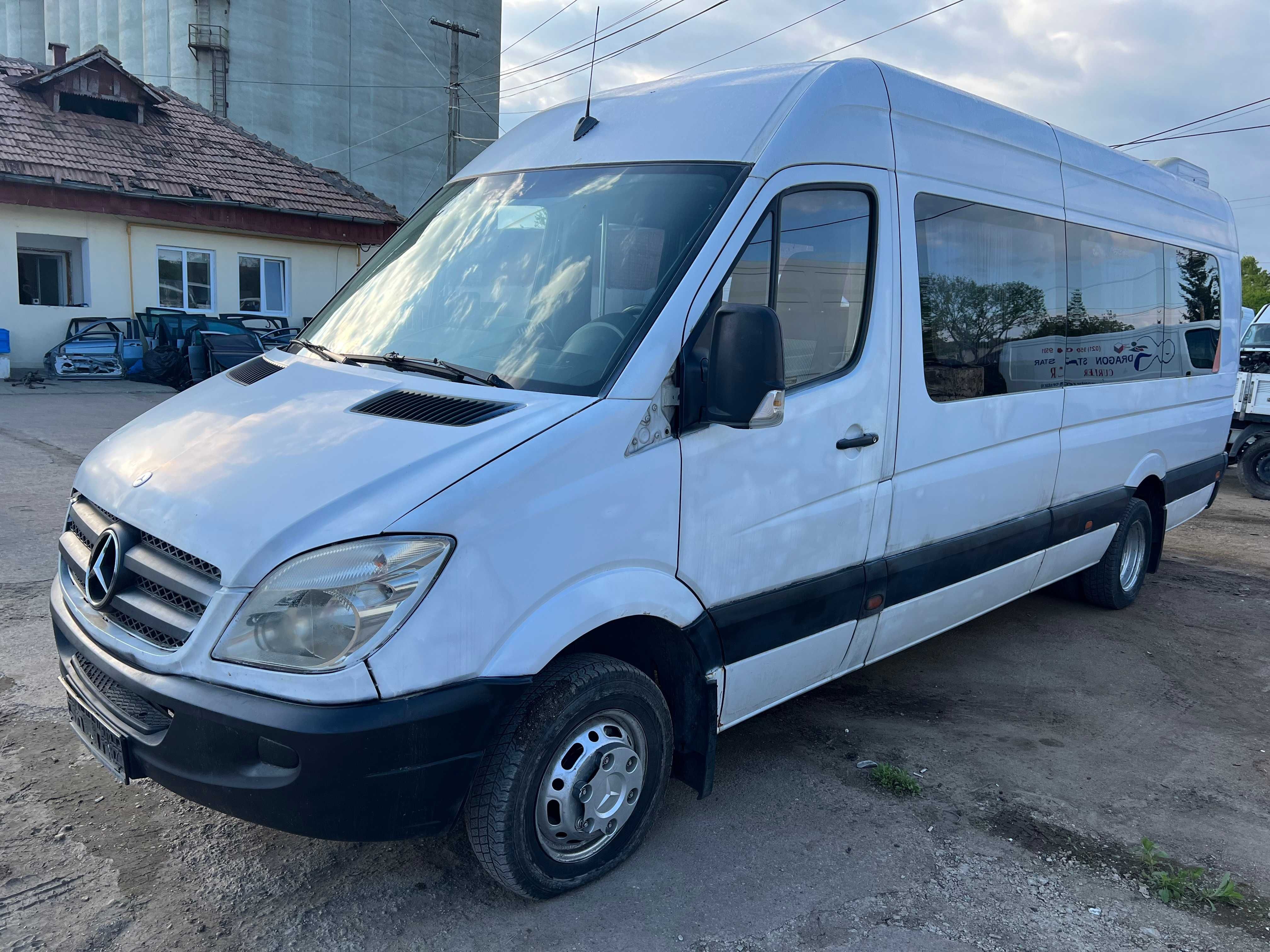 Usa Oglinda Prag Stalp Parbriz Mercedes SPRINTER 906 511 515 Cdi 2007