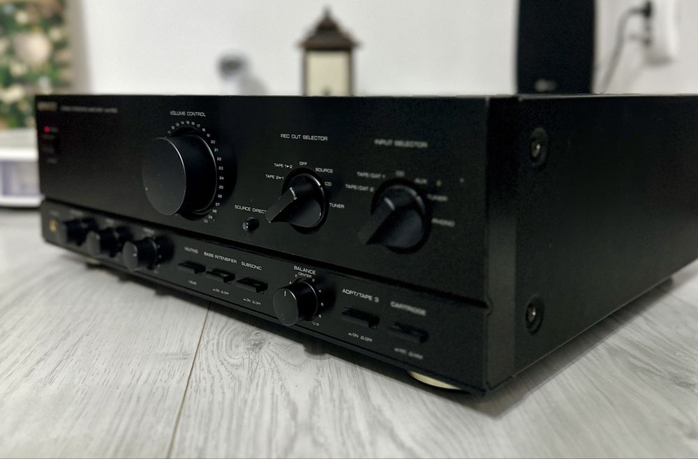 Amplificator kenwood  , statie de mare putete kenwood ka7010