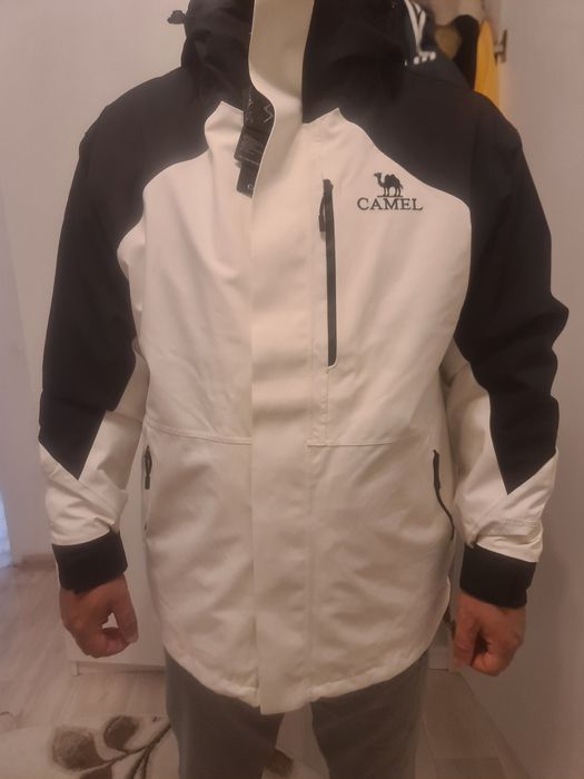 Продам осений весенний куртку CAMEL размер XXL