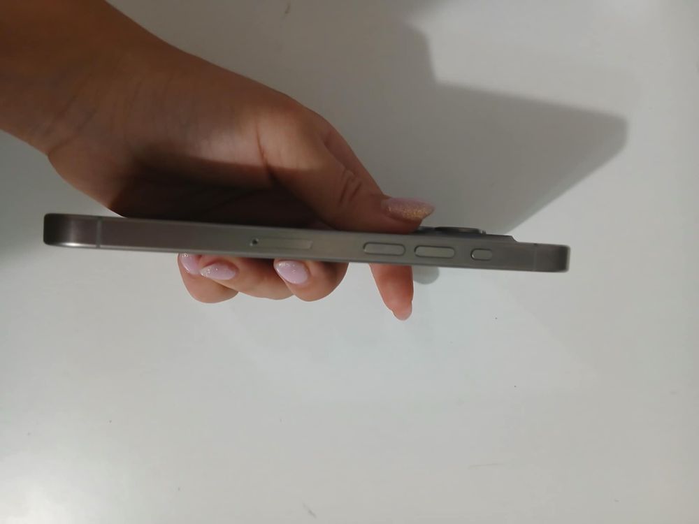 Iphone 15 pro батерия 88%