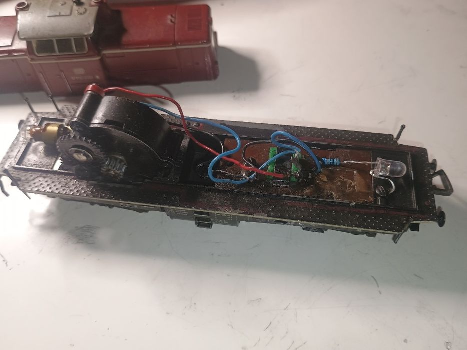 Service trenulețe electrice, reparații Locomotive, Vagoane Machete HO