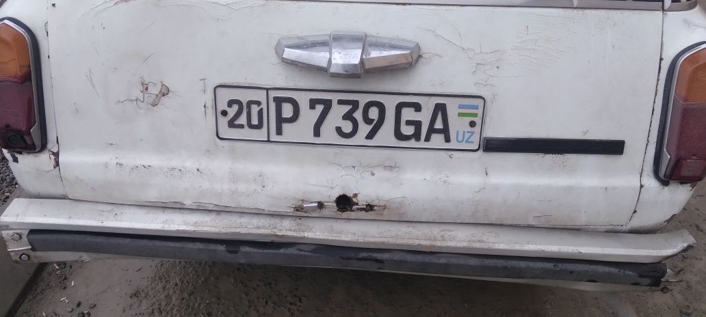 Vaz 21.02 kuzovda ishi bor