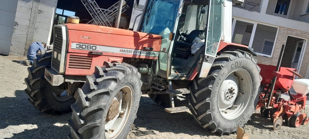 Vand tractor massey fergunson 3080 stare forte buna