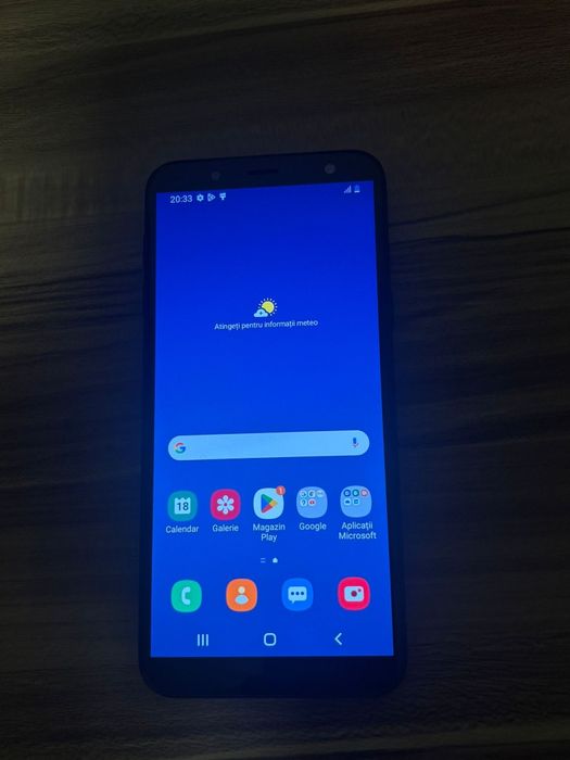 Vând samsung galaxy J6