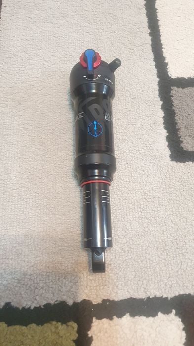 Vând URGENT Shock Rockshox Deluxe select+