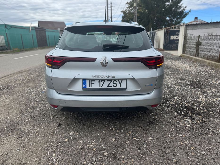 Renault Megane Grandtour E-TECH Plug-in 160