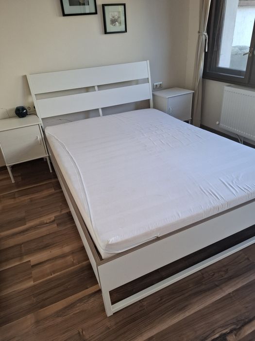 Ikea спалня 140/200 с подматрачна рамка Топ матрак