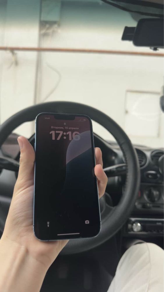 Iphone 13 128gb srocho sotiladi