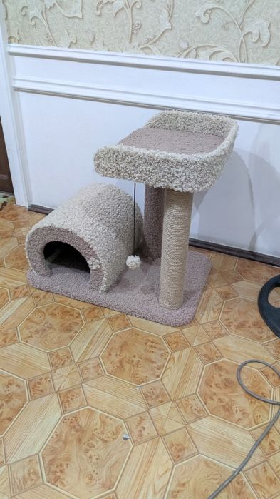 Домик для кошек. Когтеточка лежанка. Зоодомики