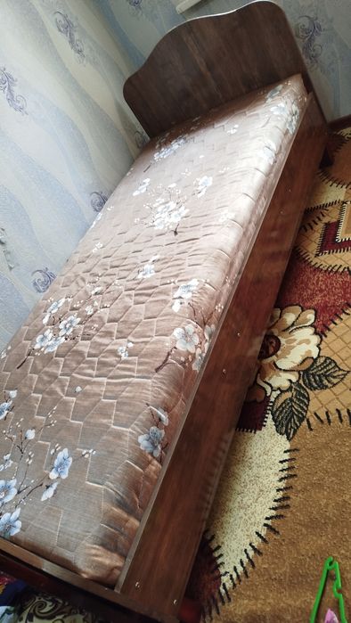 Срочно продается шкаф и кровать