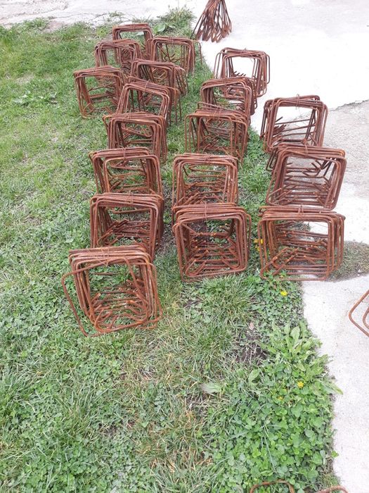 Etrieri pentru stalpi casa si gard 17x17 din pc de 8mm
Pret 4 lei bi