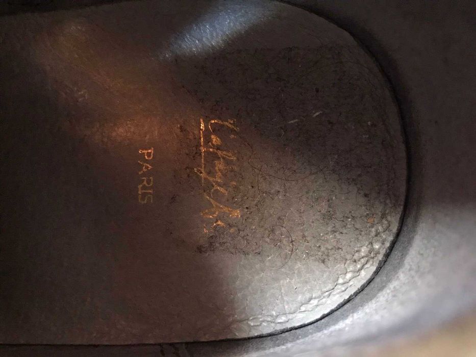 Боти много запазени