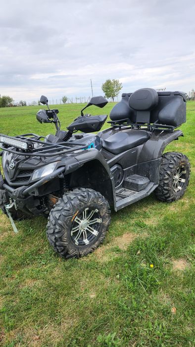 Vând Atv cf moto