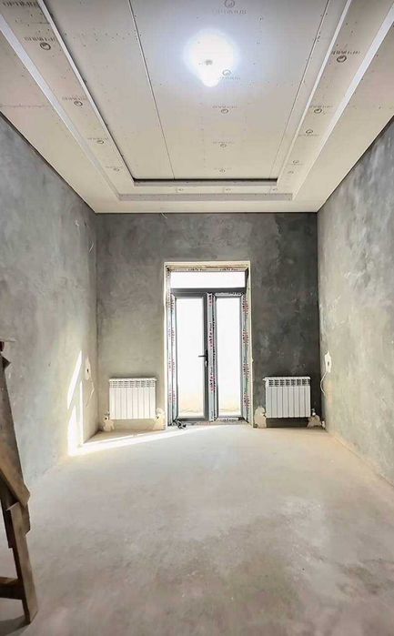 Frunze hududida zudlik bilan Ton hause  sotiladi!