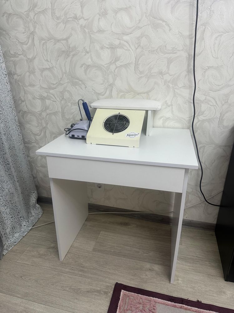 Продам письменный стол