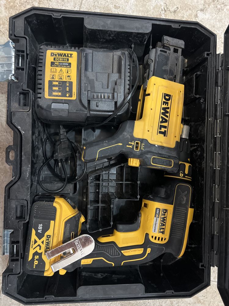 Акумулаторен винтовер за гипскартон Dewalt