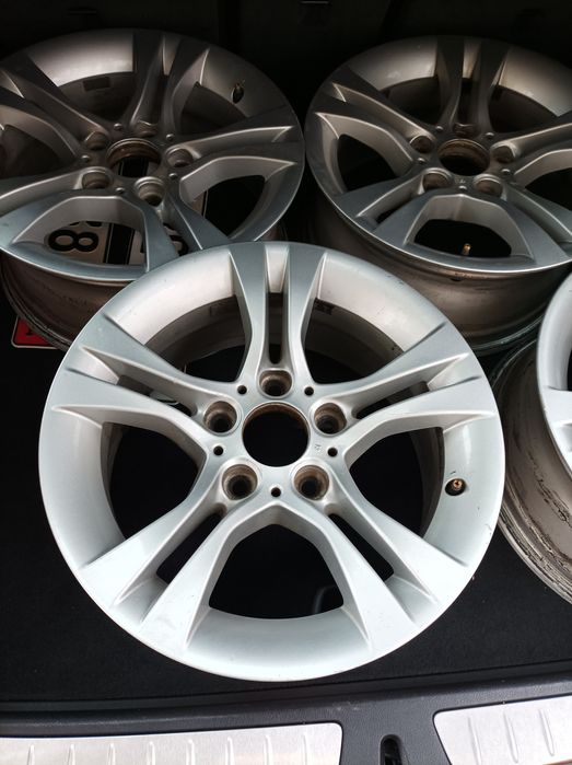 Jante plus cauciucuri BMW seria 3. 205 60 r 16