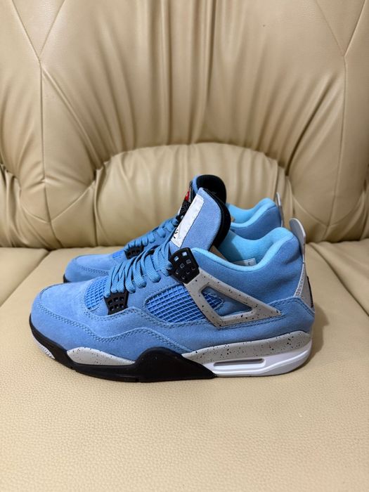 Jordan 4 University Blue