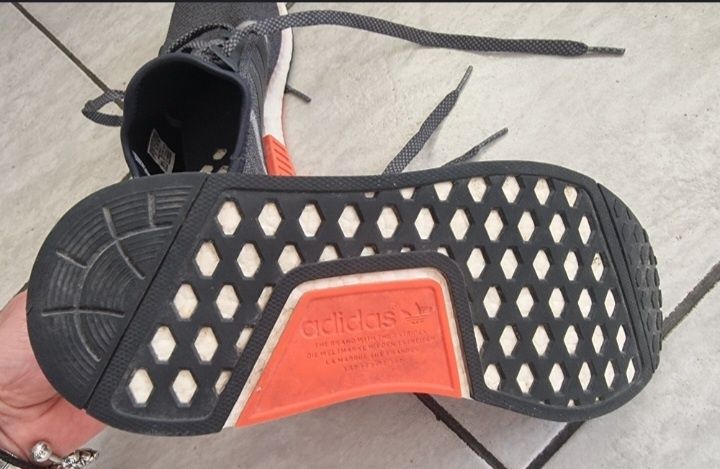 Adidas NMD R1 wol мъжки маратонки номер 40